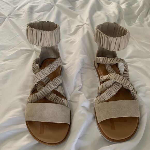 Sorel Shoes - New Sorel Ella ll ankle strap sandals. Size 8